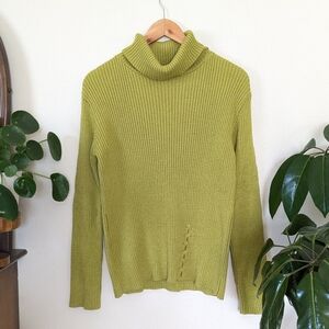 Putorti | Canada | Ribbed Turtleneck Sweater